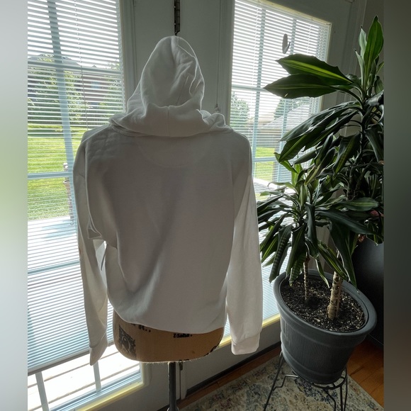 NWT Cyclebar Raw Edge Cropped Hoodie! - Picture 5 of 6